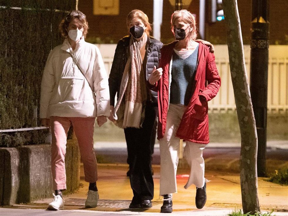 La Infanta Cristina, con sus cuñadas Lucía y Laura