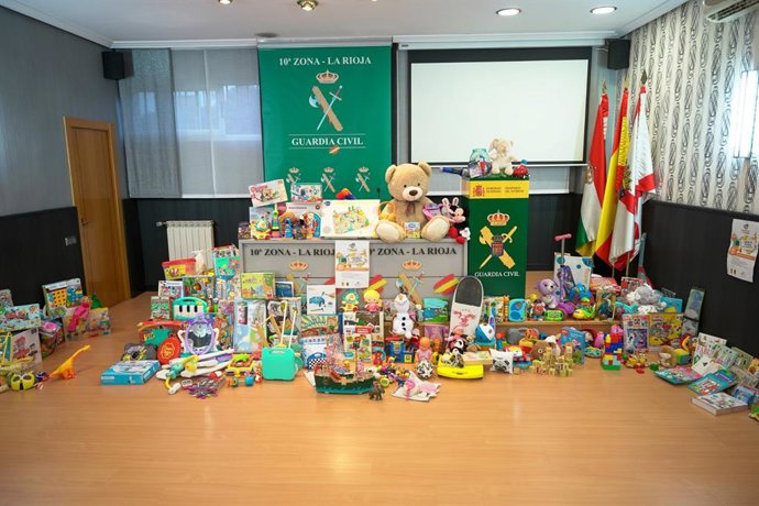 II Campaña Solidaria de Recogida de Juguetes de la Guardia Civil en La Rioja