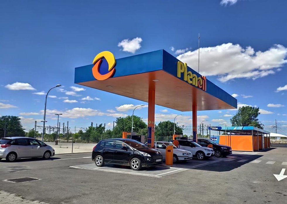 Archivo - Gasolinera de Plenoil en Albacete