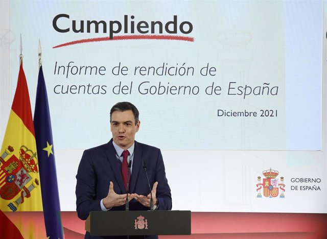 El presidente del Gobierno, Pedro Sánchez, en la presentación del informe de rendición de cuentas del Gobierno de España en diciembre de 2021.