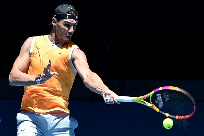 Rafael Nadal during a practice session ahead of the Melbourne Summer Set tennis tournament at Melbourne Park in Melbourne, Sunday, January 2, 2022. (AAP Image/Joel Carrett) NO ARCHIVING