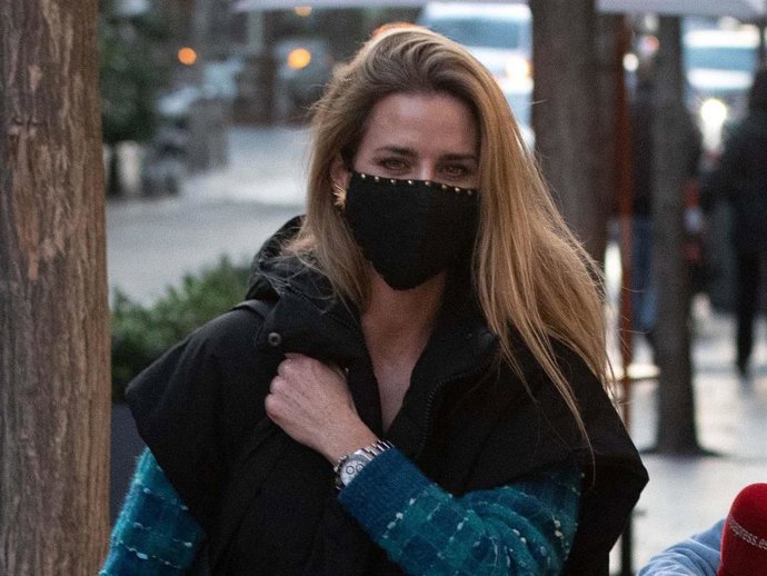 Amelia Bono ha comenzado 2022 comiendo con sus amigas en un conocido restaurante de la capital