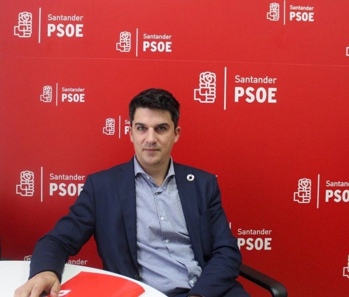 Archivo - Santander.- El PSOE denuncia que PP-Cs ha incumplido una treintena de acuerdos plenarios este año