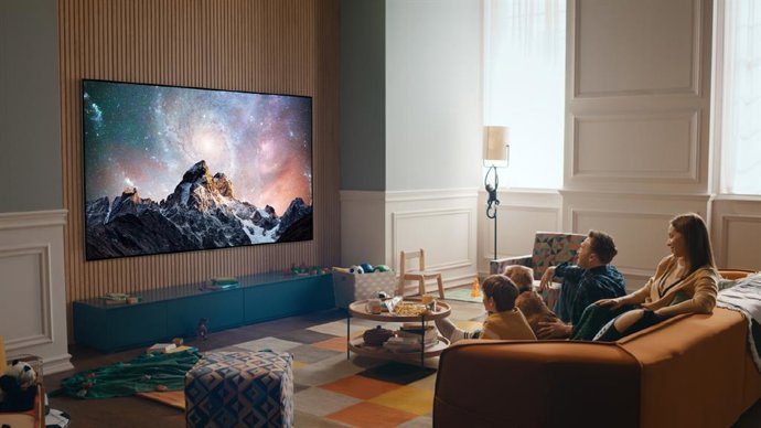 El nuevo panel OLED G2 de 97 pulgadas