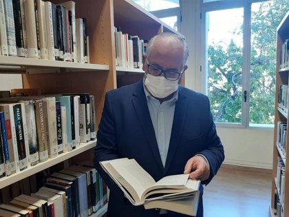 Un total de 53 bibliotecas municipales de Jaén recibieron de la Consejería  de Cultura 185.000 euros en ayudas en 2021