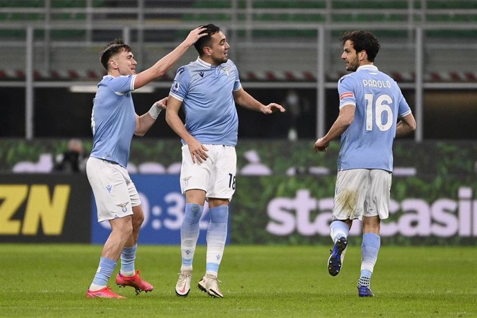 Archivo - Gonzalo Escalante celebra un gol con la Lazio la pasada temporada