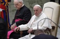 El Vaticano incluye a mujeres y laicos en los saludos en diferentes idiomas de la catequesis semanal del Papa