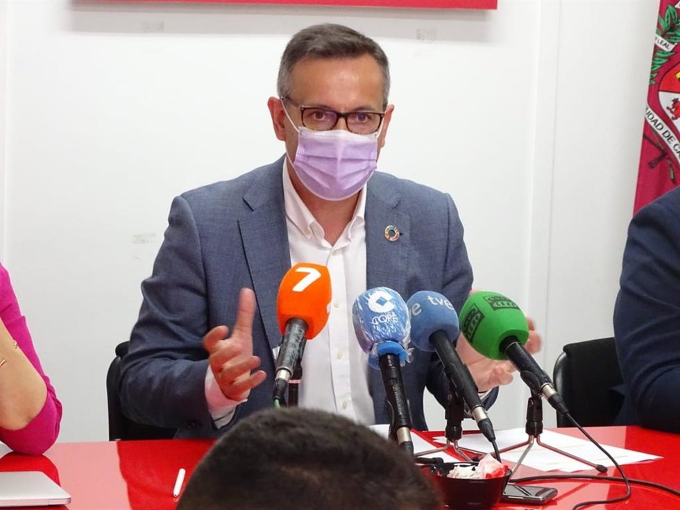 Archivo - El secretario general del PSRM y portavoz del Grupo Parlamentario Socialista, Diego Conesa