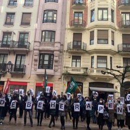 Movilización en Bilbao de las trabajadoras del Comercio de Bizkaia.