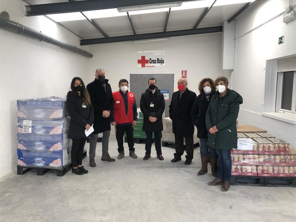 Entrega de alimentos de Mercadona a Cruz Roja Tarancón