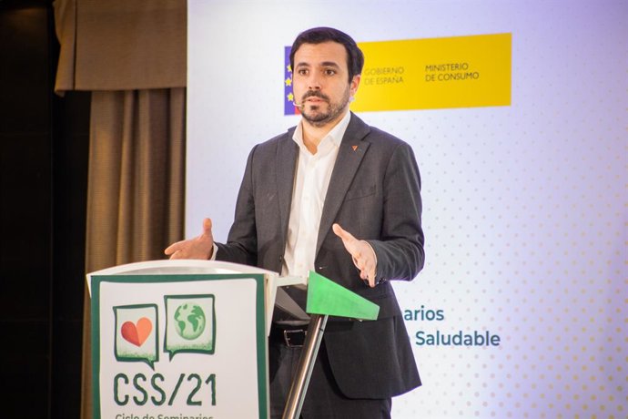 Arxiu - El ministre de Consum, Alberto Garzón