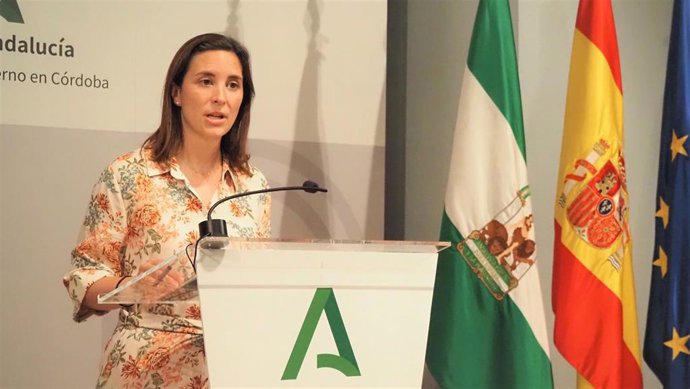 Archivo - La delegada territorial de Fomento, Infraestructuras y Ordenación del Territorio de la Junta de Andalucía en Córdoba, Cristina Casanueva, en una imagen de archivo.