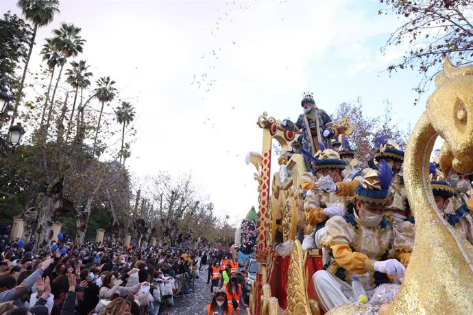 Cabalgata de los Reyes Magos en Sevilla.