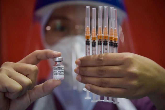 Archivo - Vacuna contra el coronavirus.