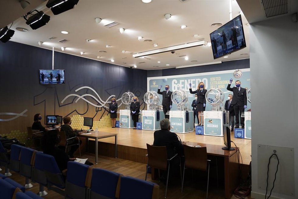 Archivo - Sorteo Extraordinario de El Niño, en Madrid (España) a 6 de enero de 2021. 