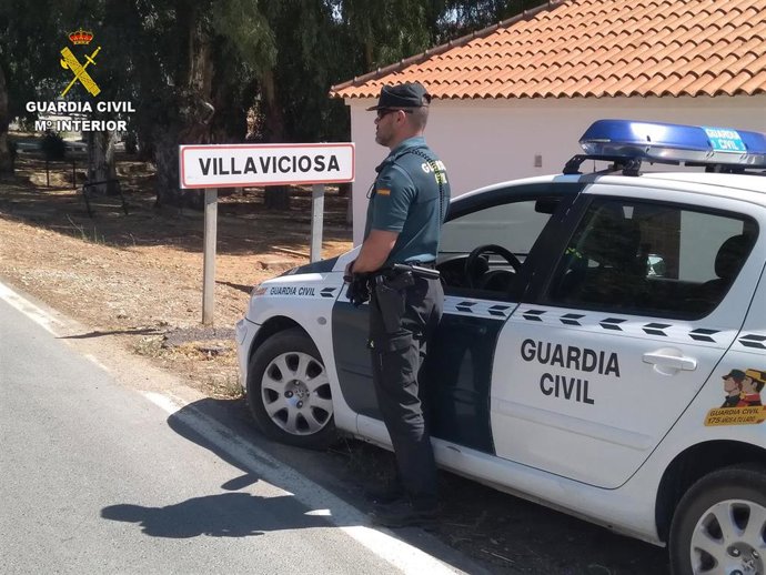Agente de la Guardia Civil en Villaviciosa de Córdoba
