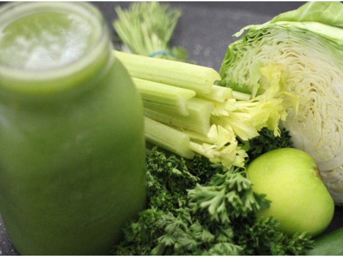 Archivo - ZUMO DE APIO PARA RECUPERAR LA ALIMENTACIÓN SALUDABLE TRAS LAS NAVIDADES