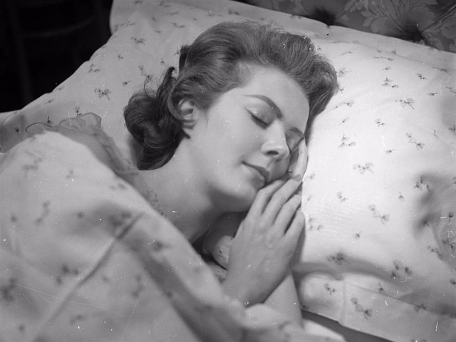 Archivo - Dormir bien es vital para afrotar con energía los cambios que trae consigo la menopausia