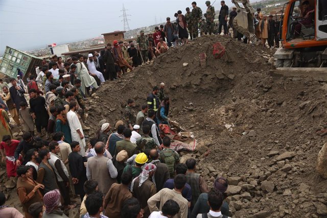 Archivo - Arxivo - Tasques de cerca a l'Afganistan  després de les inundacions provocades per les pluges