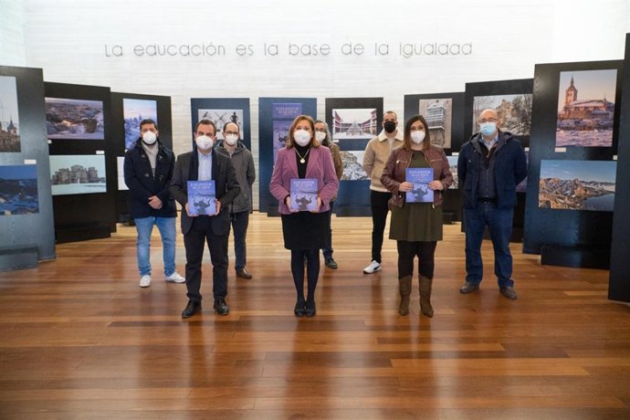 La consejera de Educación, Cultura y Deportes de C-LM, Rosa Ana Rodríguez, en la inauguración de la exposición 'Esplendor en la nieve'