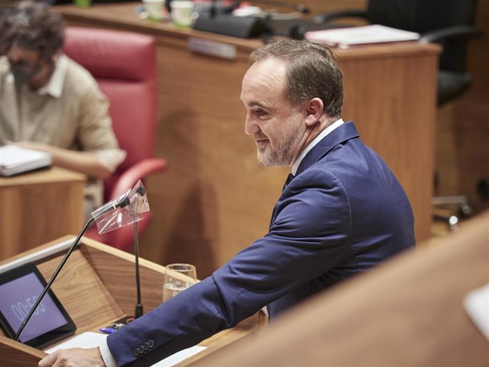 Archivo - El presidente de UPN y portavoz de Navarra Suma, Javier Esparza.
