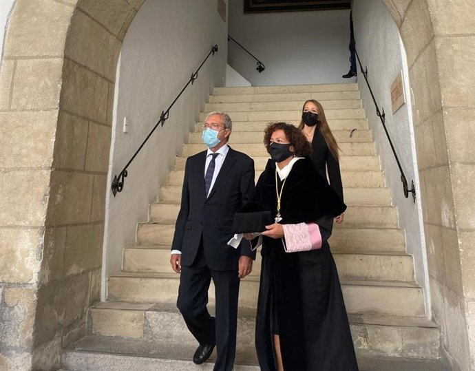 Rogelio Velasco, Pilar Aranda y Virginia Fernández, en la UGR