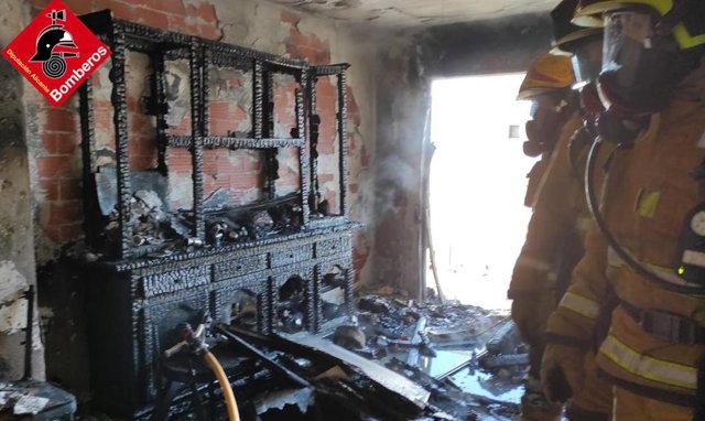 Actuación de los bomberos en Torrevieja