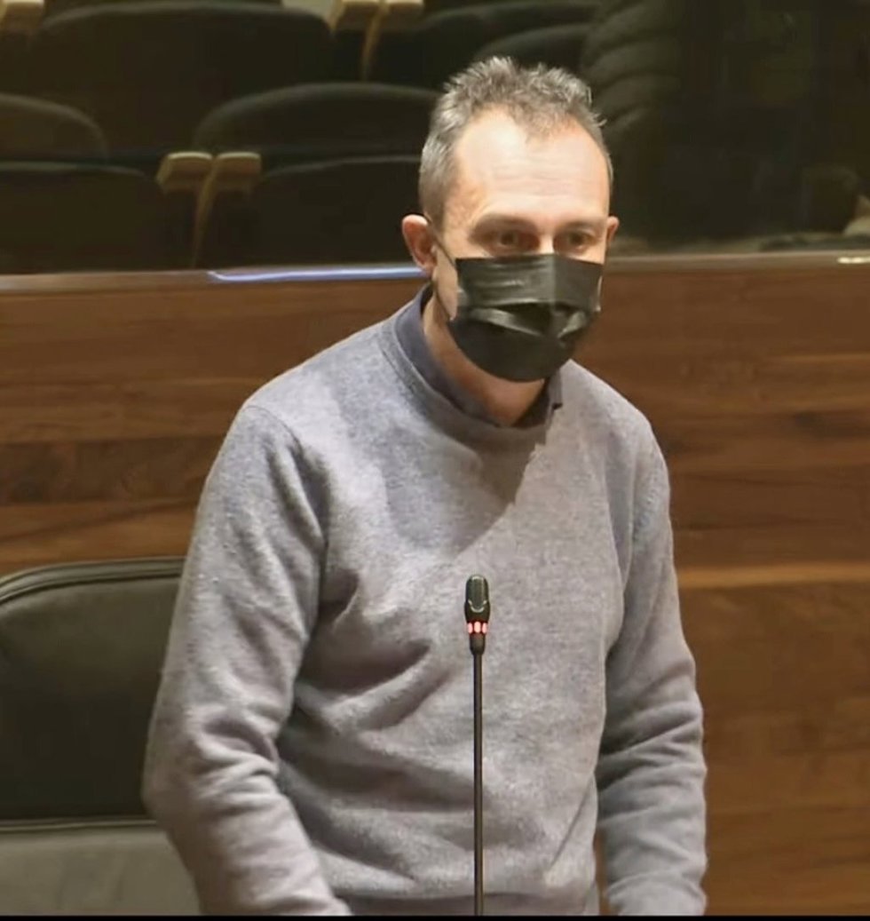 Archivo - El diputado de IU en la Junta General Ovidio Zapico.
