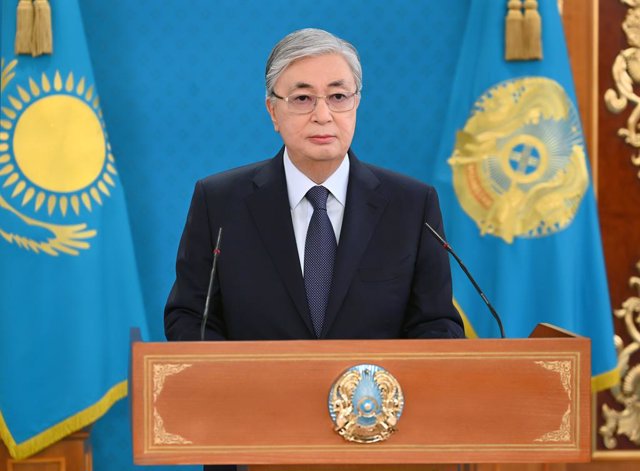 HANDOUT - 07 January 2022, Kazakhstan, Nur-Sultan: Kazakh President Kassym-Jomart Tokayev delivers a televised address in Nur-Sultan. Photo: -/Kazakh Presidency/dpa - ATTENTION: editorial use only and only if the credit mentioned above is referenced in fu
