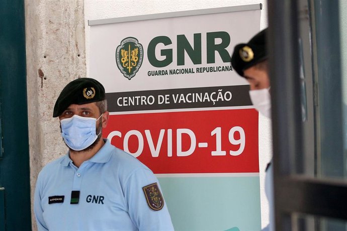 Oficiales de la GNR en Lisboa.