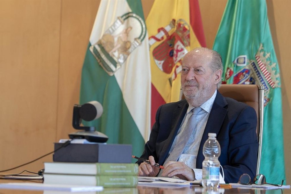 Fernando Rodríguez Villalobos