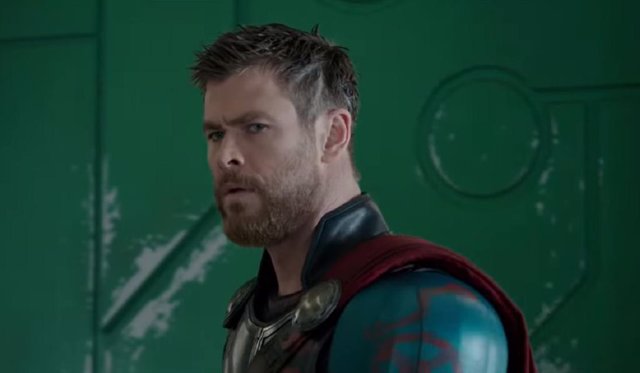 El gran problema que el traje de Chris Hemsworth en Thor: Love and Thunder crea en el Universo Marvel