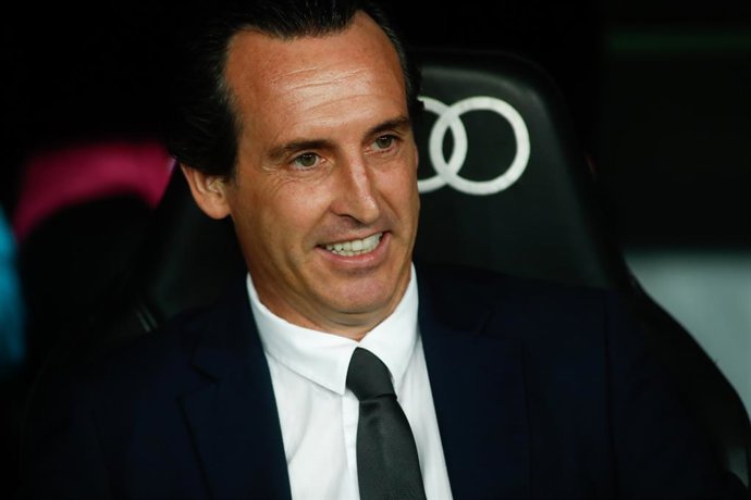 Archivo - Unai Emery, coach of Villarreal, looks on during the spanish league, La Liga Santander, football match played between Real Madrid and Villarreal CF at Santiago Bernabeu stadium on Septenber 25, 2021, in Madrid, Spain.
