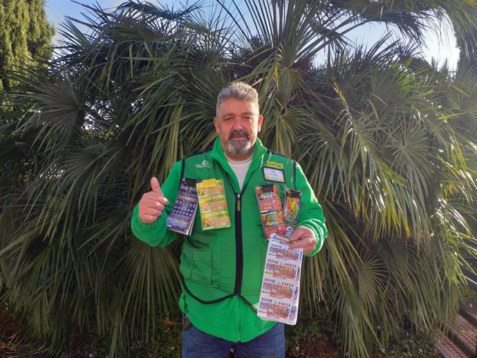 Antonio Bonilla ha repartido en Málaga 1,7 millones de euros del Sueldazo de la ONCE.