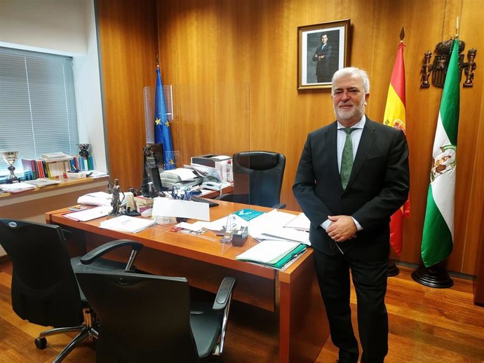 Archivo - El juez decano de Málaga, José María Páez.