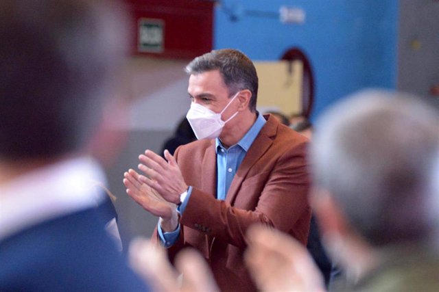El presidente del Gobierno, Pedro Sánchez, en el primer acto electoral en Palencia, en el Frontón de Eras de Santa Marina, a 9 de enero de 2022, en Palencia, Castilla y León (España).