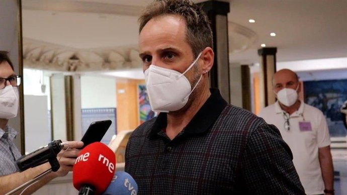 El secretario de organización regional de Podemos, Ángel Luis Hernández