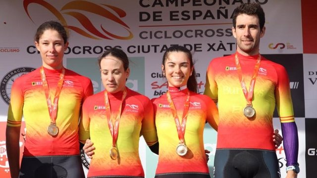 Felipe Orts y Lucía González revalidan sus títulos de campeones de España de CX