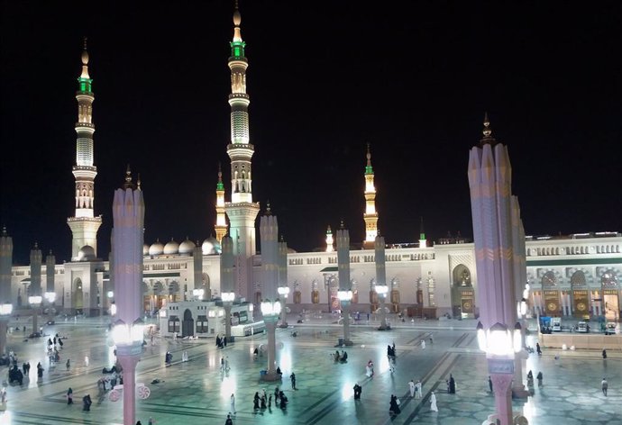 Tumba del profeta Mahoma en Al Masjid al Nabaui, la Mezquita del Profeta, en la ciudad de Medina, en Arabia Saudí