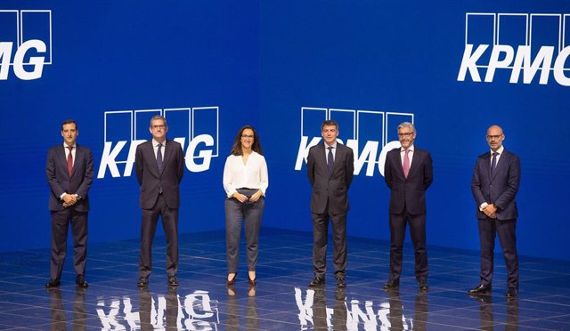 Archivo - De izquierda a derecha: Fernando Ramos,  David Hurtado, Noelle Cajigas, Carlos Solans, Javier Torres y Héctor Domínguez.