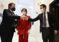 Ayuso y García Egea escenifican unidad tras meses de desencuentros aunque sigue sin fecha el congreso madrileño