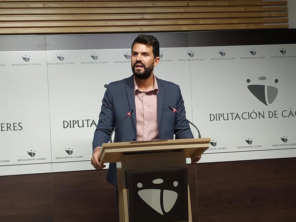 El diuptado de Reto Demográfico de la Diputación de Cáceres, Álvaro Sánchez Cotrina, en una foto de archivo
