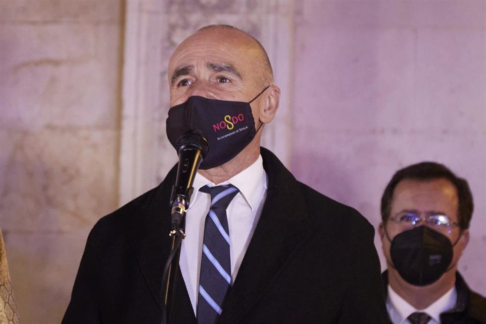 El Alcalde de Sevilla, Antonio Muñoz, durante la salida del Heraldo Real, en foto de archivo.
