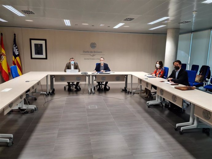 Reunión del Govern con la APB y CLIA.