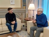 Ribó apuesta por Papi Robles para relevar a Fran Ferri en Les Corts: "Está directamente vinculada a la ciudad"