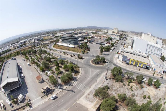 Archivo - Imagen del polígono Saprelorca, participado por el INFO, que se ampliará con nuevas obras de urbanización.