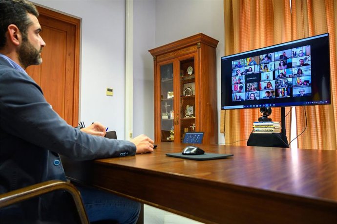 Archivo - Pleno en el Ayuntamiento de Almería en una imagen de archivo