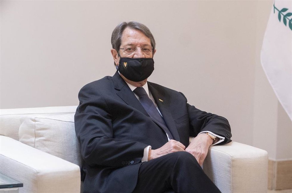 Archivo - El presidente de la República de Chipre, Nikos Anastasiadis, durante una reunión con el presidente del Gobierno, en el Palacio de la Moncloa, a 9 de diciembre de 2021, en Madrid, (España).