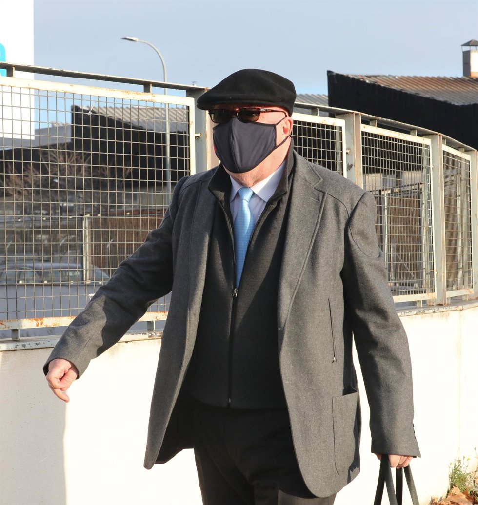 El comisario jubilado José Manuel Villarejo acude al juicio por Tándem en la Audiencia Nacional.