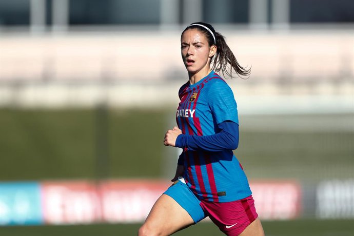 Aitana Bonmati of FC Barcelona in action during the spanish women league, Primera Iberdrola, football match played between Real Madrid and FC Barcelona at Alfredo di Stefano stadium on December 12, 2021, in Valdebebas, Madrid, Spain.